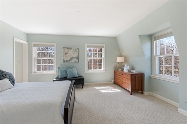 155 Spring Lane Winnetka, IL 60093 - Photo 26 of 43 Gallery Image 26