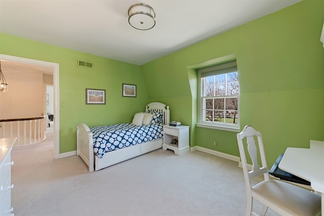 155 Spring Lane Winnetka, IL 60093 - Photo 30 of 43 Gallery Image 30