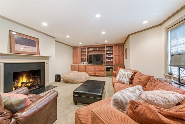 155 Spring Lane Winnetka, IL 60093 - Photo 35 of 43 Gallery Image 35