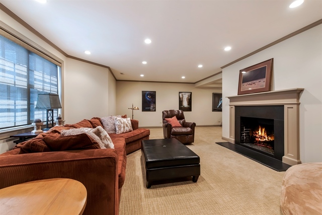 155 Spring Lane Winnetka, IL 60093 - Photo 37 of 43 Gallery Image 37