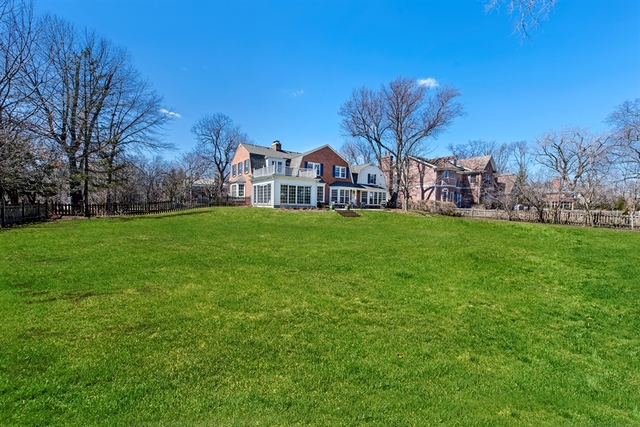 155 Spring Lane Winnetka, IL 60093 - Photo 41 of 43 Gallery Image 41