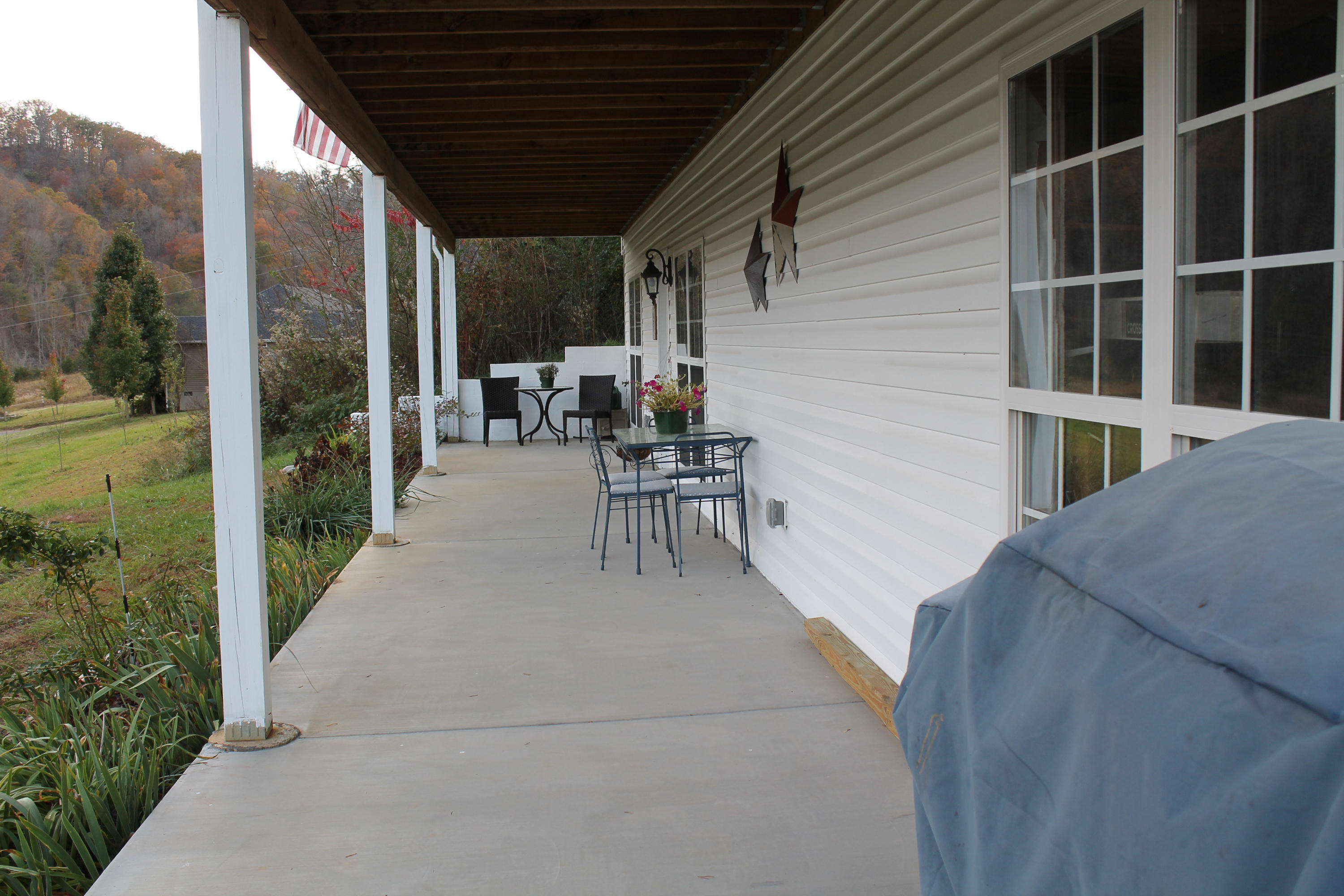 431 Fall Creek Road Maynardville, TN 37807 - Photo 8 of 26 Front patio