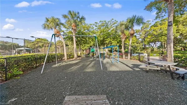 a view of a tennis court