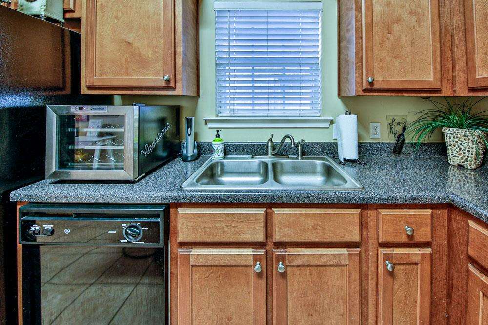 6810 Manslick Road Cordova, TN 38018 - Photo 7 of 25 Gallery Image 7