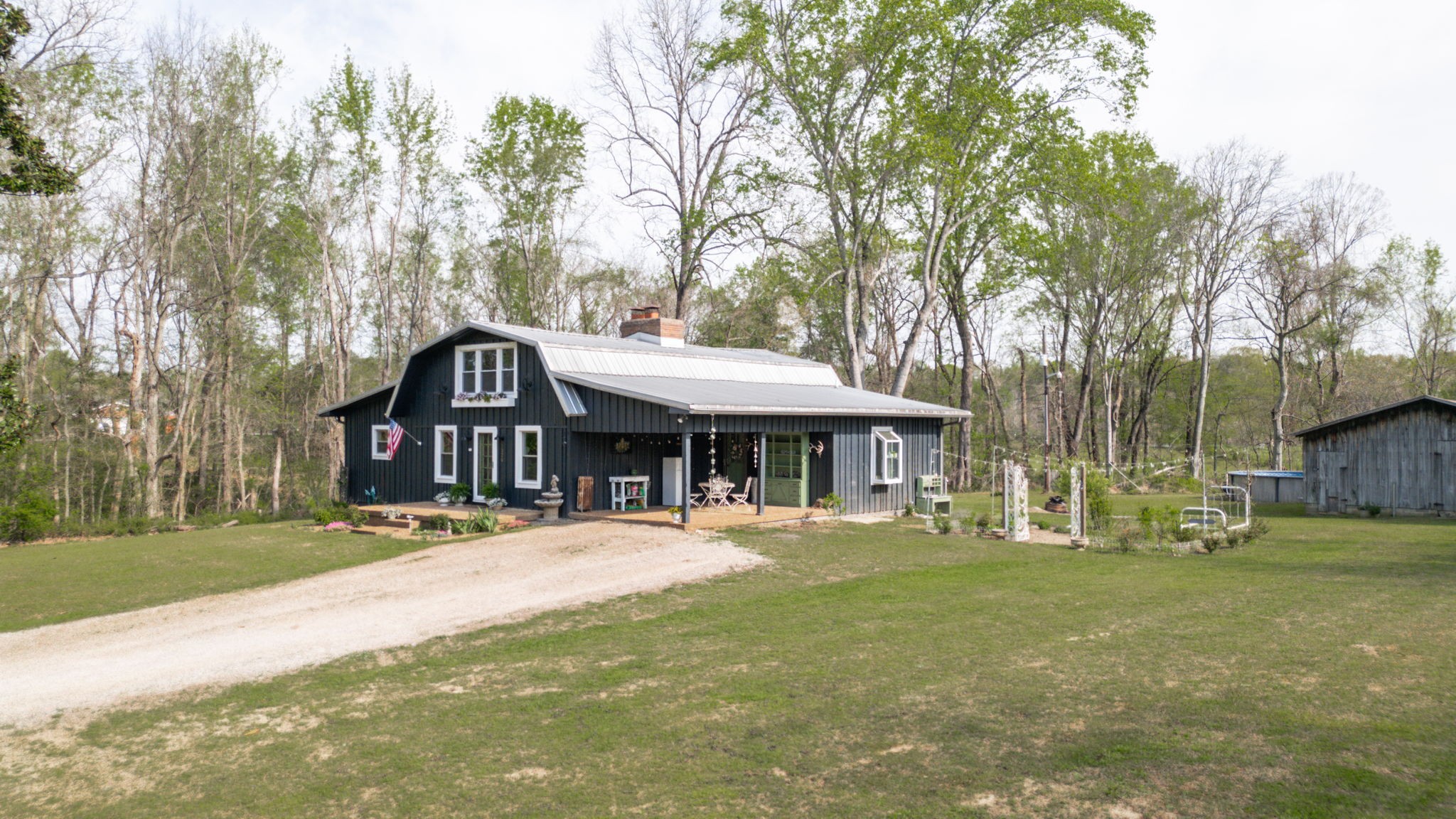 1320 Porter Morris Road Chapmansboro, TN 37035 - Photo 6 of 57 Gallery Image 6