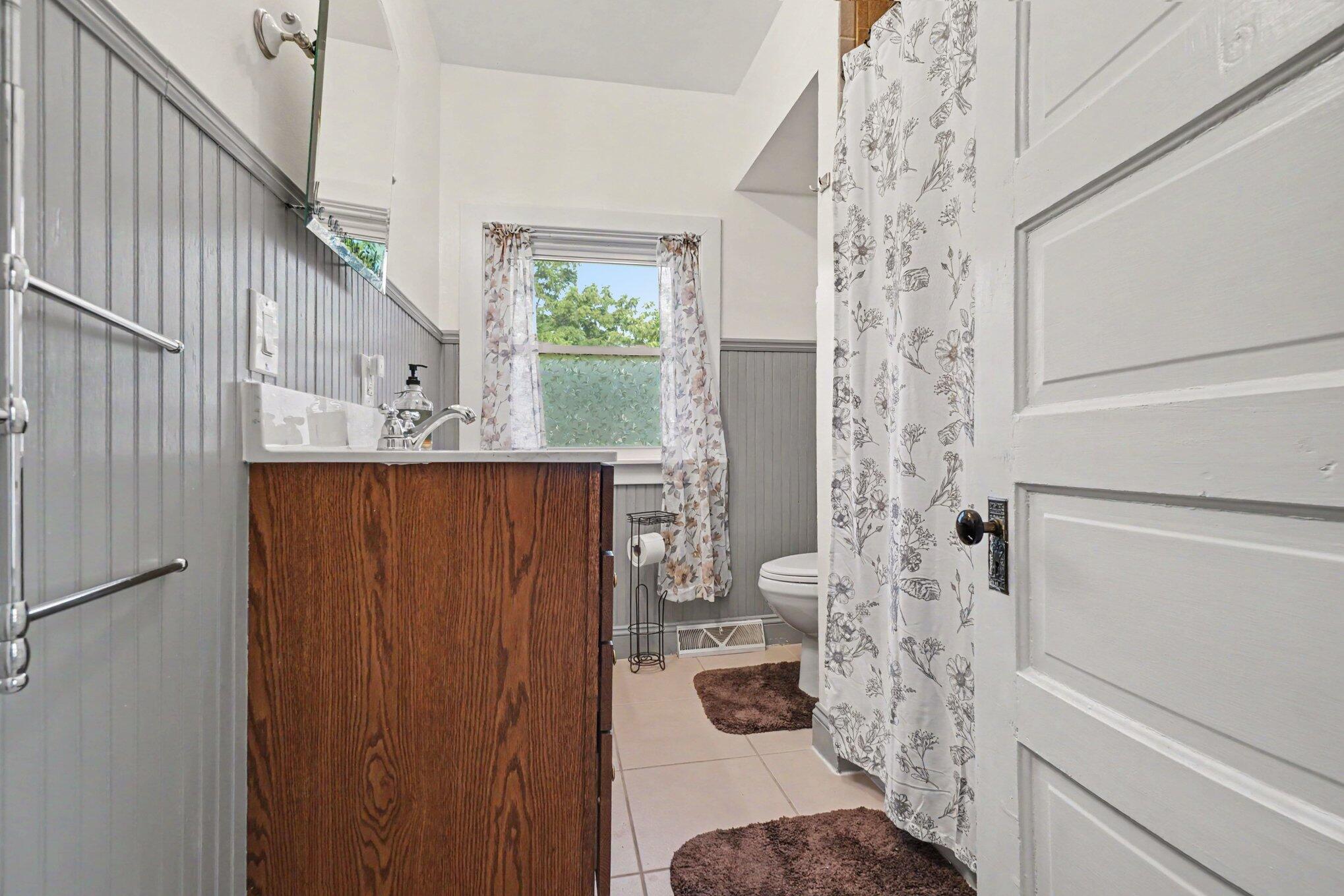 418 Elm Street Three Rivers, MI 49093 - Photo 19 of 25 Upstairs Full Bathroom