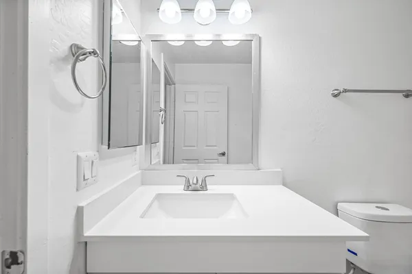 $1,399 | 3065 North 67th Avenue, Unit 234, Phoenix, AZ 85033