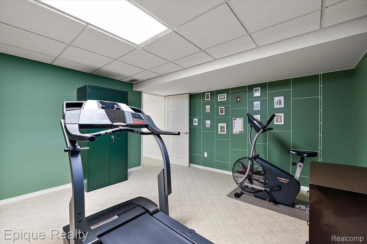 5675 Golf Pointe Drive Clarkston, MI 48348 - Photo 53 of 80 77-5675 Golf Pointe-77.jpg