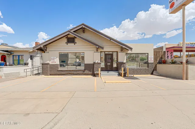 $374,950 | 2208 Montana Avenue, El Paso, TX 79903