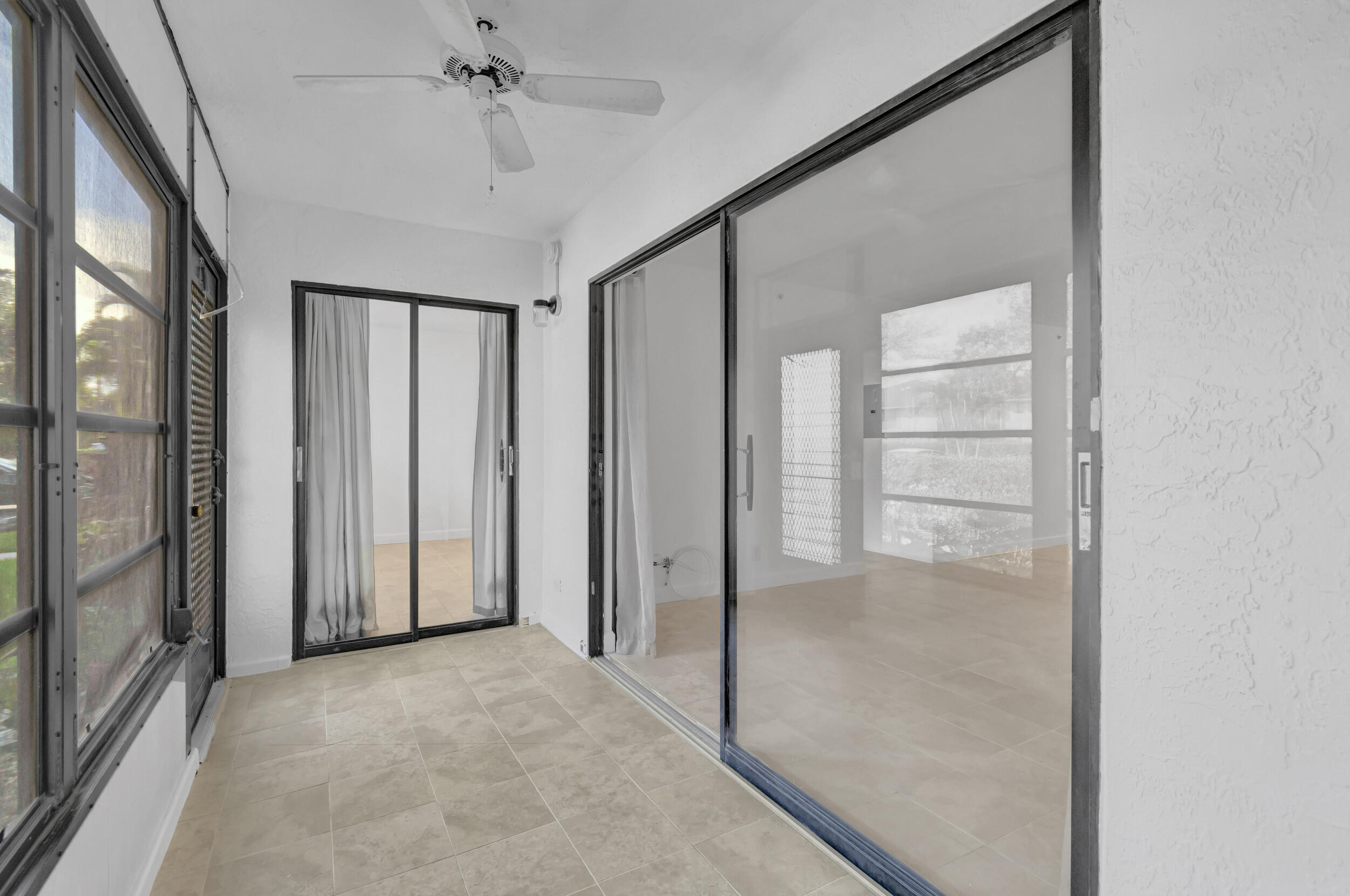 15364 Lakes Of Delray Boulevard, Unit 45 Delray Beach, FL 33484 - Photo 42 of 56 36_dsc_9570