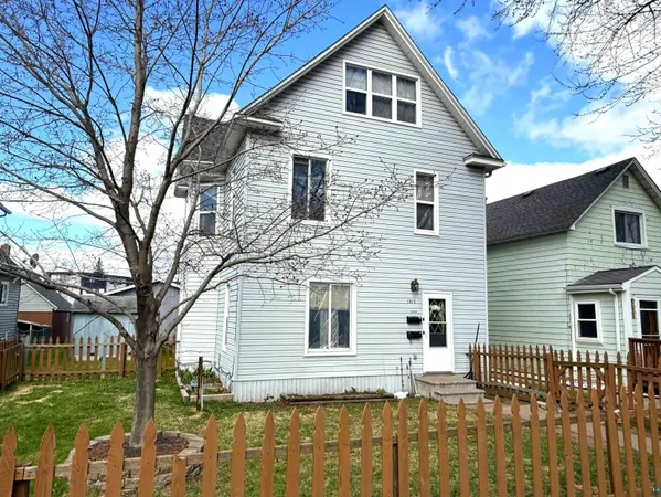 $269,000 | 1915 Wisconsin Avenue, Superior, WI 54880