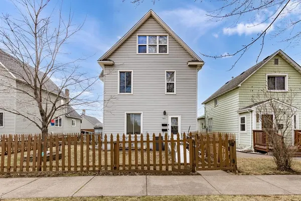 $279,000 | 1915 Wisconsin Avenue, Superior, WI 54880