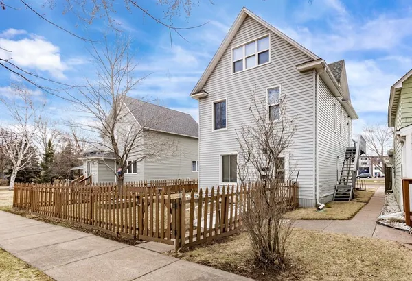 $279,000 | 1915 Wisconsin Avenue, Superior, WI 54880