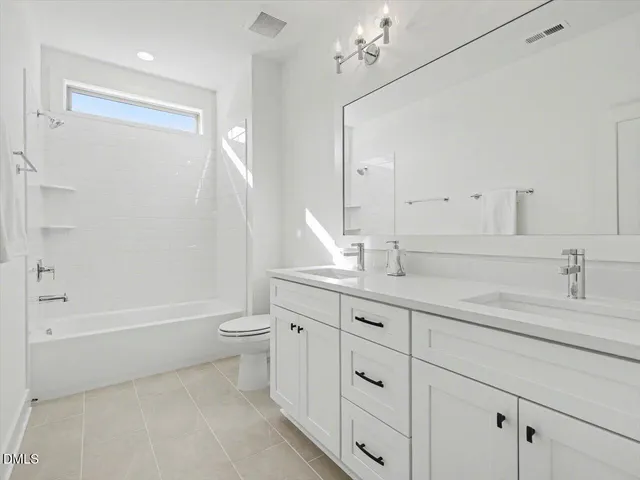 a close up of a bathtub curtain