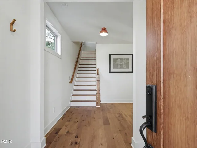 a picture of a bench in a white building