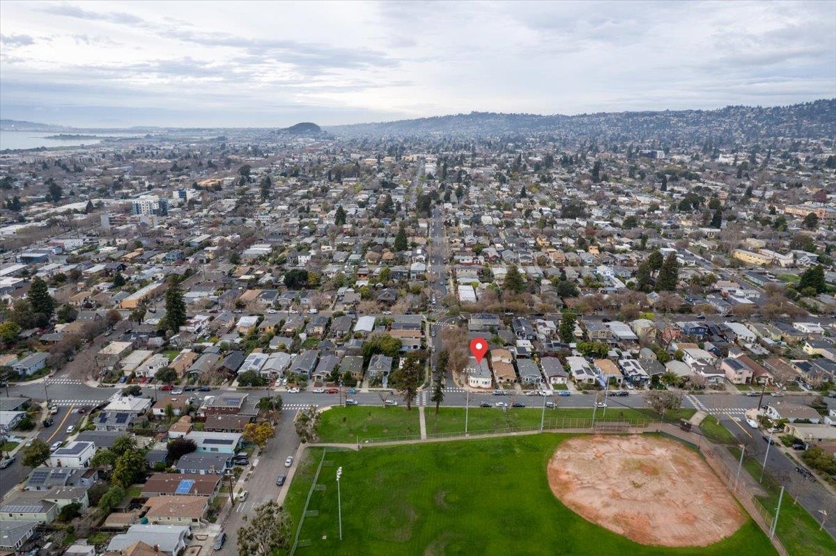 2717 Mabel Street Berkeley, CA 94702 - Photo 56 of 59 View of property location with nearby suburban area