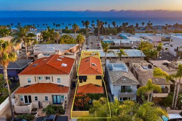 $2,700,000 | 2152 Manchester Avenue, Cardiff-by-the-Sea, CA 92007
