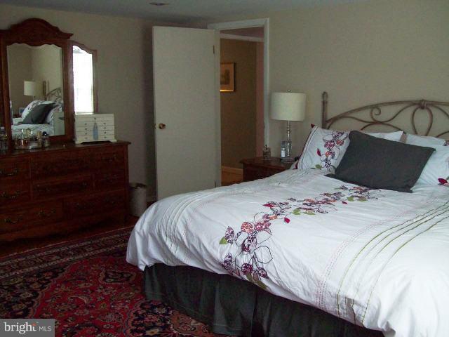 14514 Valley Road Northeast Cumberland, MD 21502 - Photo 11 of 19 Bedroom (Master)