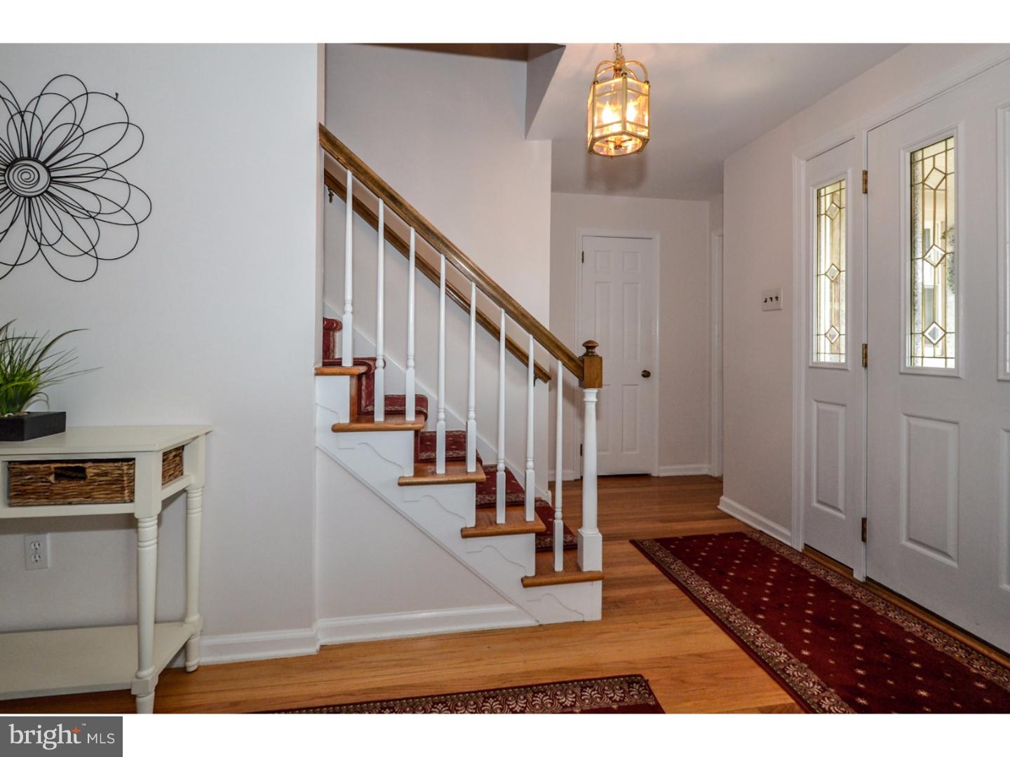 800 Roelofs Road Yardley, PA 19067 - Photo 5 of 25 Foyer