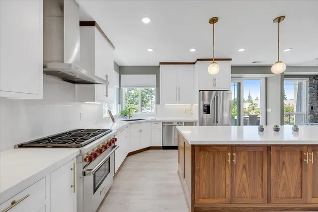 $1,895,000 | 39 Waterfront Court, Copperopolis, CA 95228