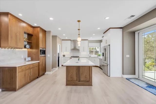 $1,895,000 | 39 Waterfront Court, Copperopolis, CA 95228