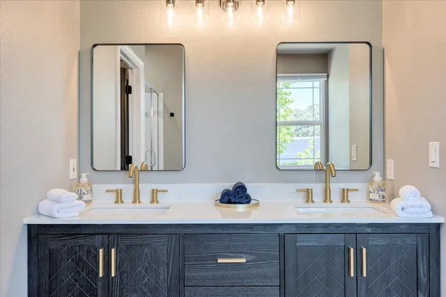 $1,895,000 | 39 Waterfront Court, Copperopolis, CA 95228