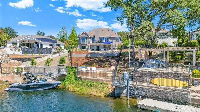 $1,895,000 | 39 Waterfront Court, Copperopolis, CA 95228