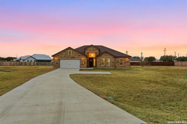 a house view with a outdoor space