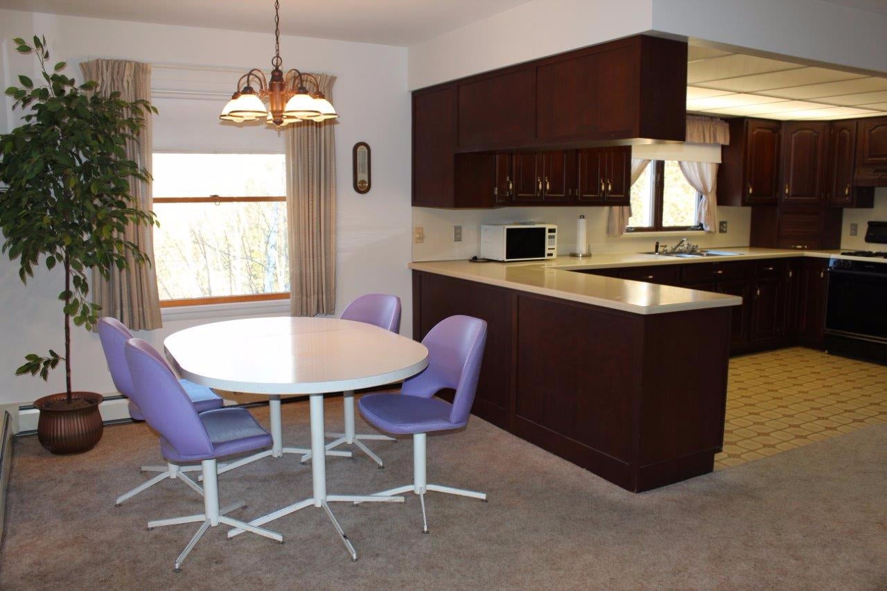 13975 Slade Road Cheboygan, MI 49721 - Photo 4 of 18 Gallery Image 4