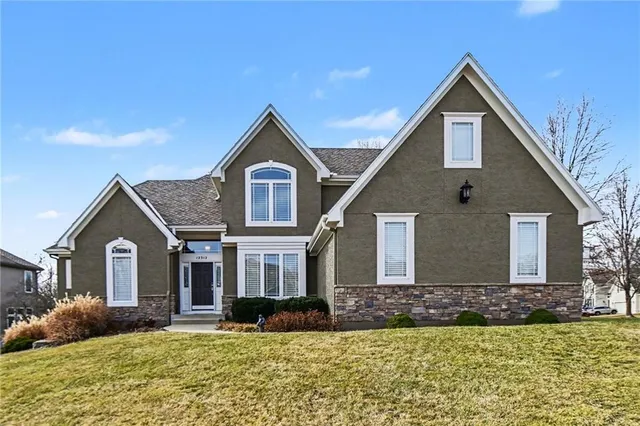 $675,000 | 12312 Gillette Street, Overland Park, KS 66213