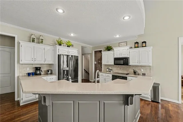 $675,000 | 12312 Gillette Street, Overland Park, KS 66213