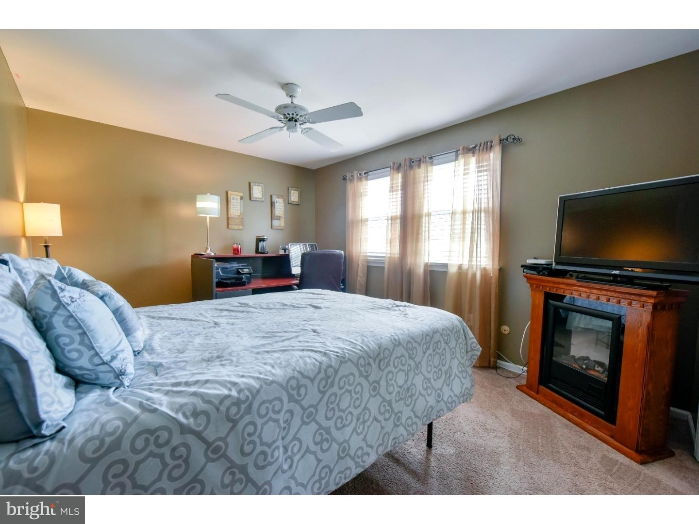 7 Packer Court Sewell, NJ 08080 - Photo 12 of 25