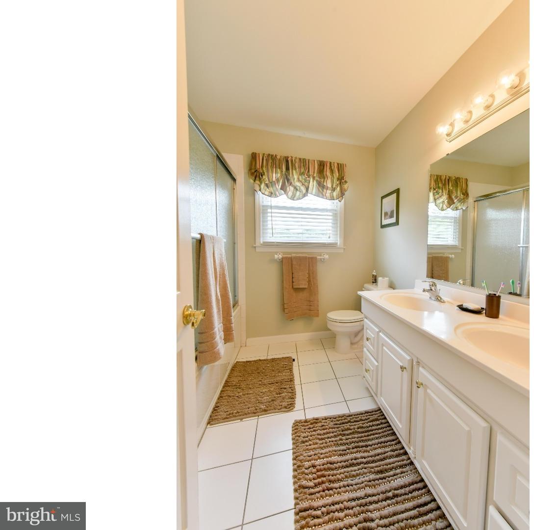 7 Packer Court Sewell, NJ 08080 - Photo 13 of 25