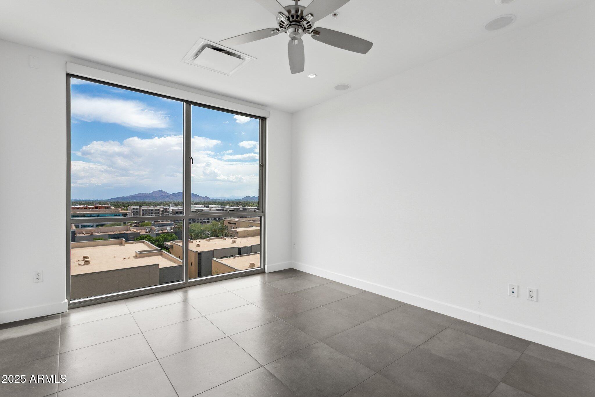 15215 North Kierland Boulevard, Unit 733 Scottsdale, AZ 85254 - Photo 20 of 38 Guest Suite