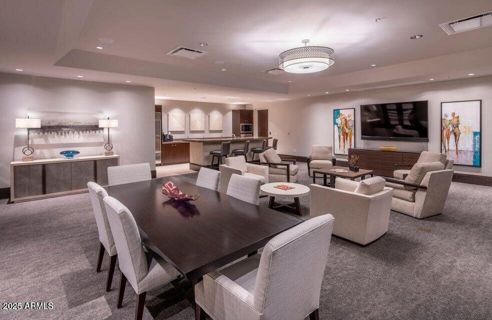 15215 North Kierland Boulevard, Unit 733 Scottsdale, AZ 85254 - Photo 29 of 38 Community Lounge