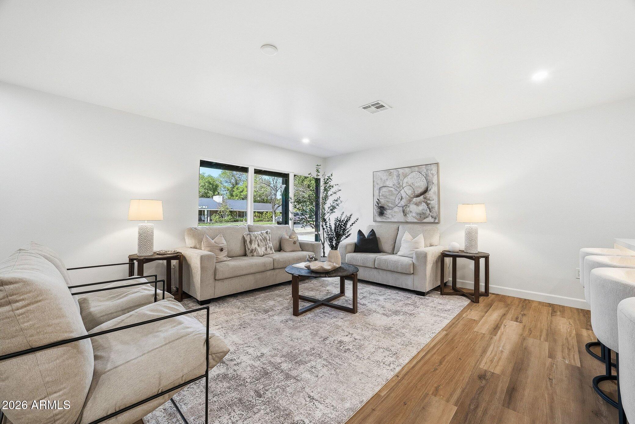 1211 West Rancho Drive Phoenix, AZ 85013 - Photo 11 of 48 011_1211_west_rancho-16_54