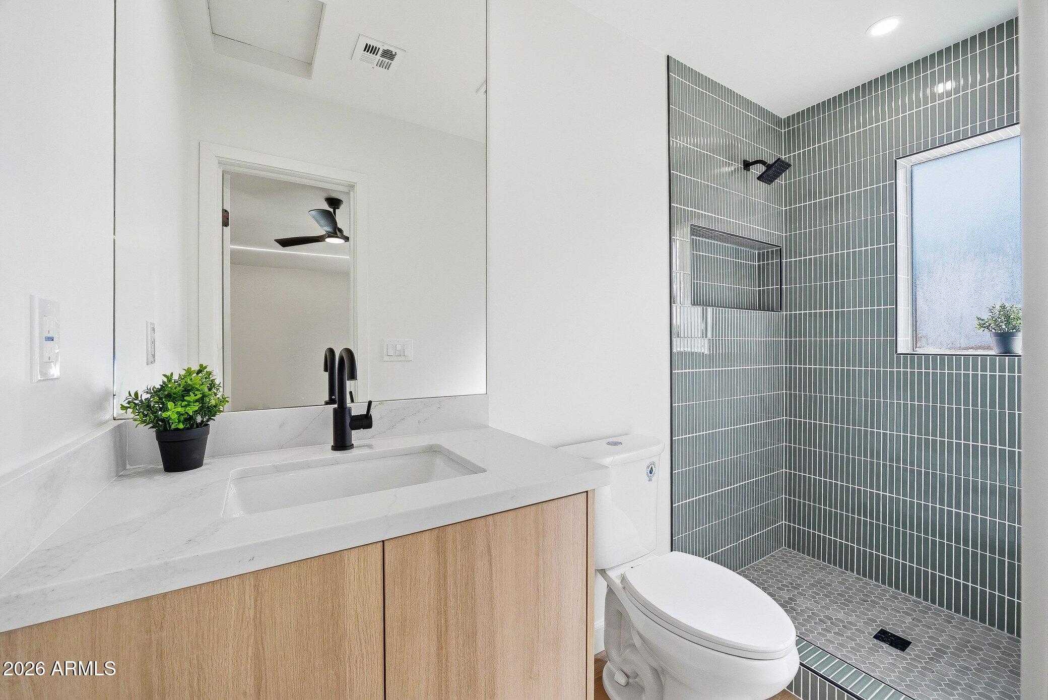 1211 West Rancho Drive Phoenix, AZ 85013 - Photo 42 of 48 042_1211_west_rancho-41_440