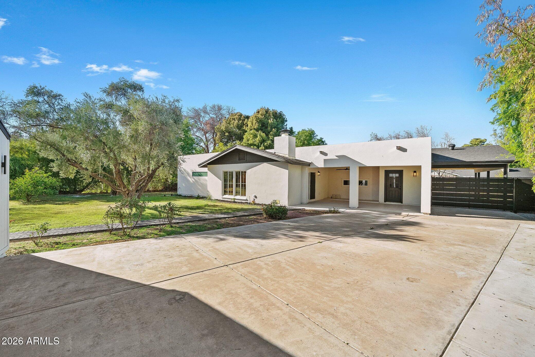 1211 West Rancho Drive Phoenix, AZ 85013 - Photo 5 of 48 005_1211_west_rancho-10_506