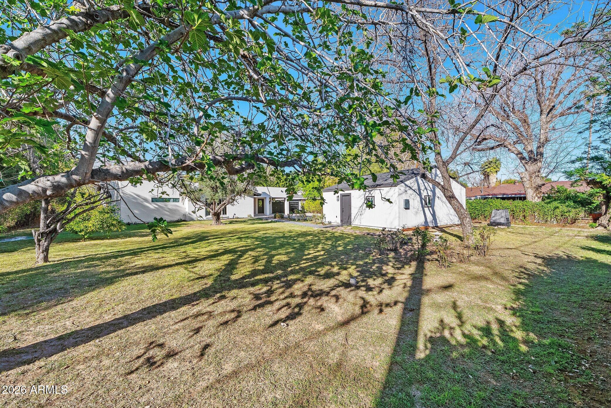 1211 West Rancho Drive Phoenix, AZ 85013 - Photo 8 of 48 008_1211_west_rancho-13_345