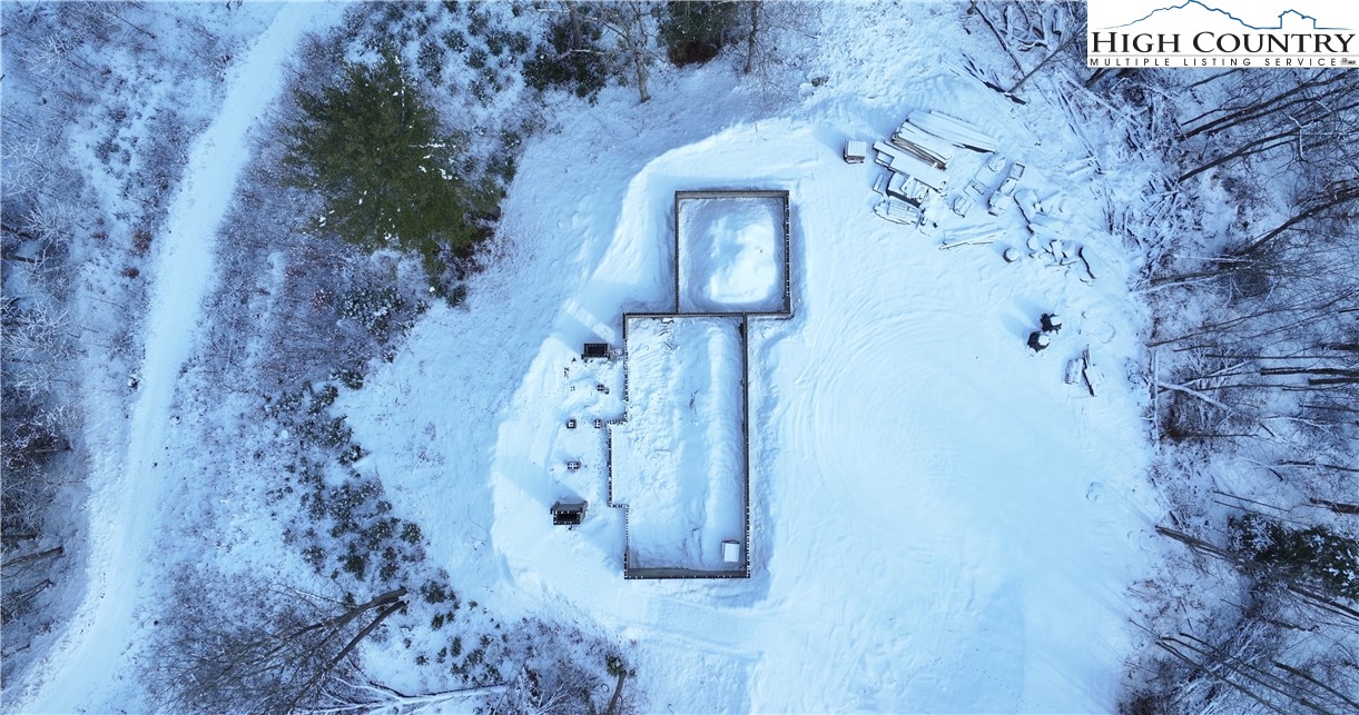 485 Autumn Leaf Way Crumpler, NC 28617 - Photo 20 of 40