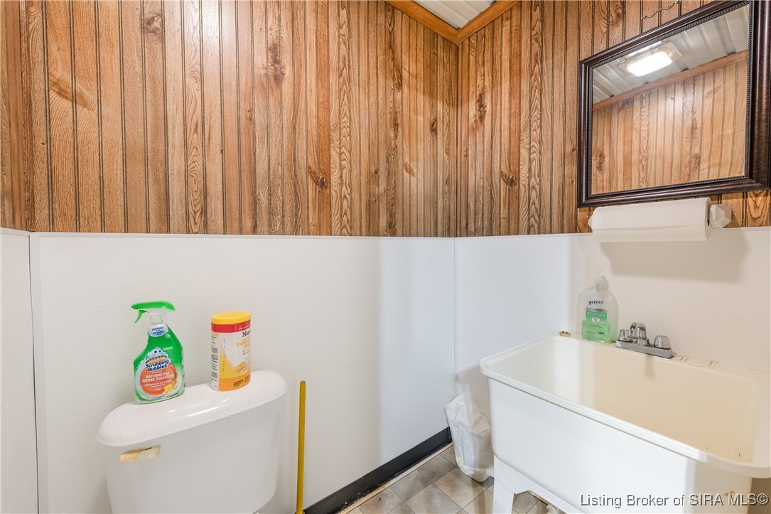 1029 Delaney Park Road Salem, IN 47167 - Photo 32 of 45