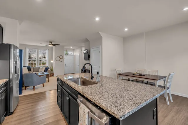 $1,850 | 420 Park Avenue, Unit 42, Lebanon, TN 37087