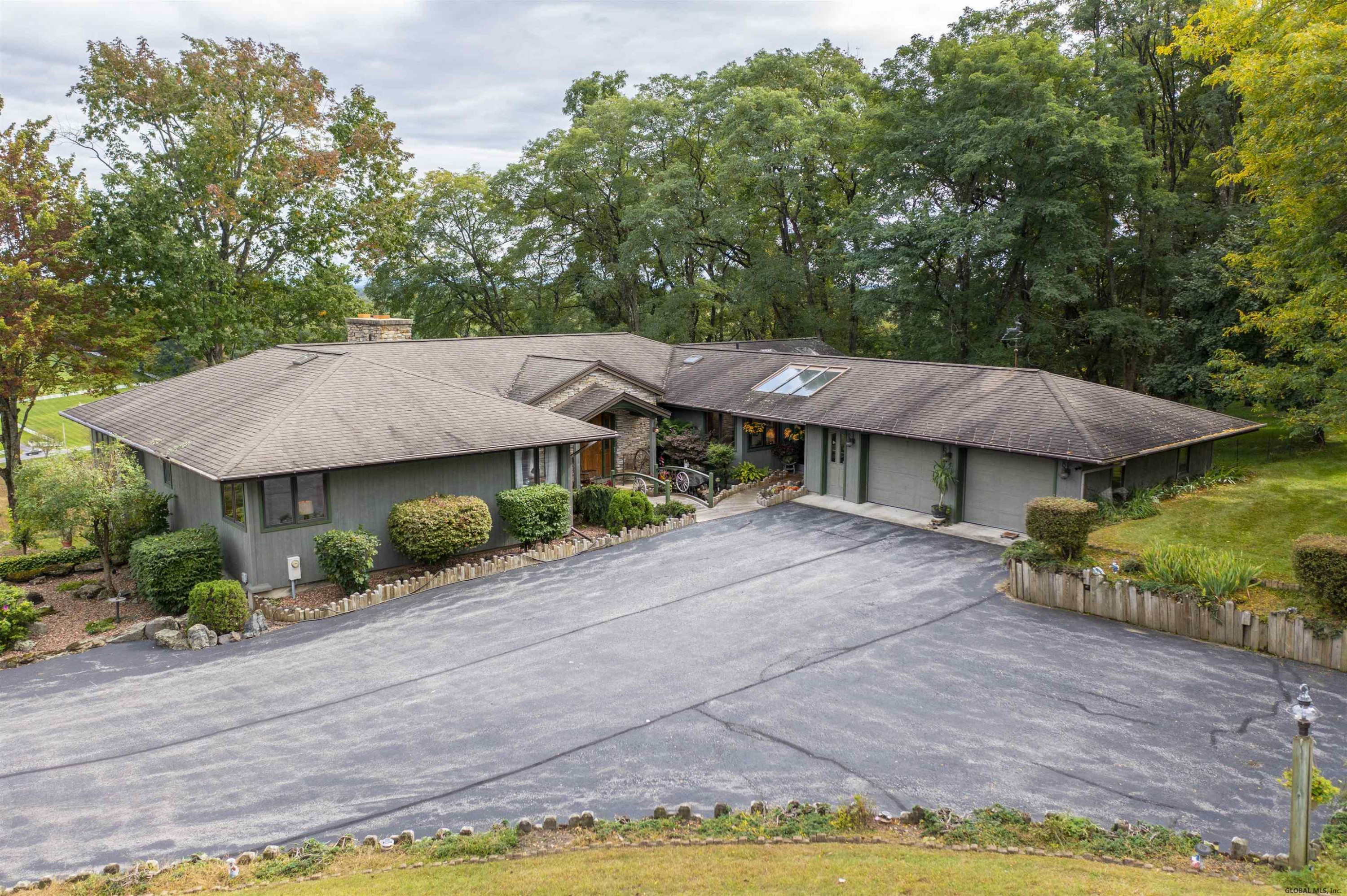 1139 Middleline Road Milton, NY 12020 - Photo 3 of 87 Photo 3