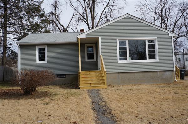 35 Hood Street Springfield, MA 01109 - Photo 1 of 14 Gallery Image 1