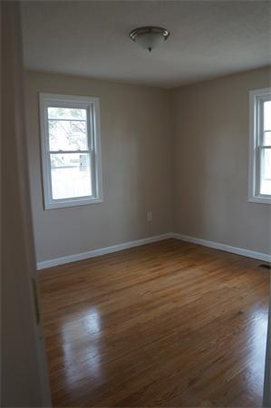 35 Hood Street Springfield, MA 01109 - Photo 14 of 14 Gallery Image 14