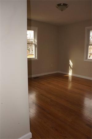 35 Hood Street Springfield, MA 01109 - Photo 10 of 14 Gallery Image 10