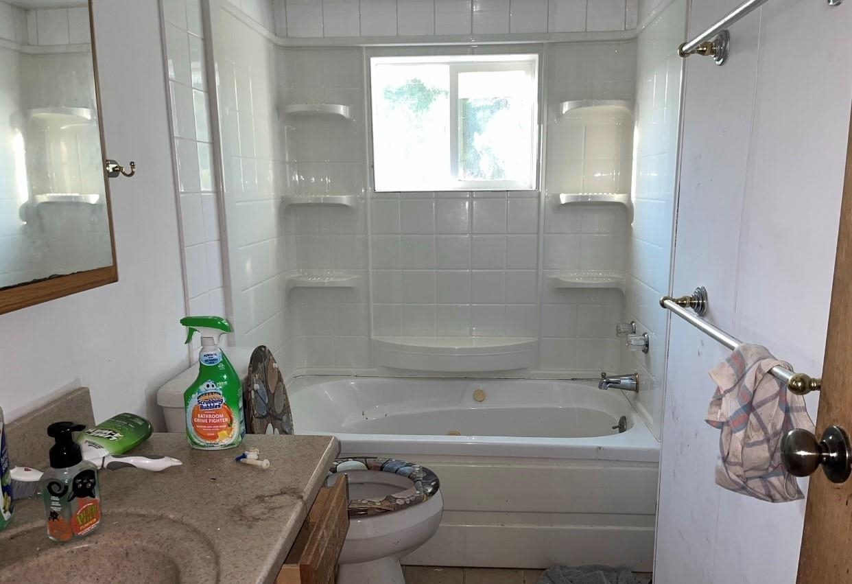 10636 East Pobuda Road Suttons Bay, MI 49682 - Photo 4 of 7