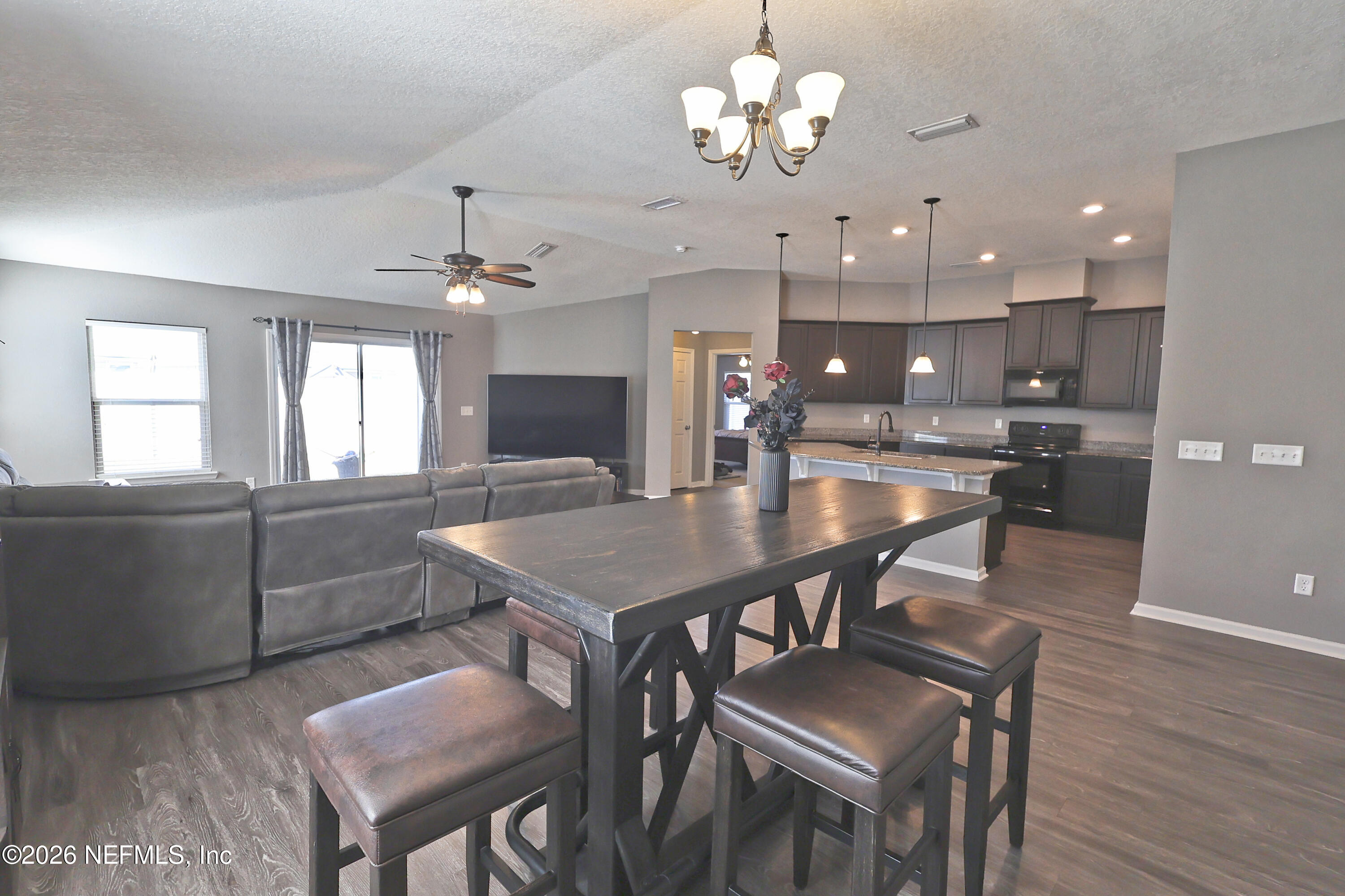 97569 Albatross Drive Yulee, FL 32097 - Photo 16 of 41 dining room