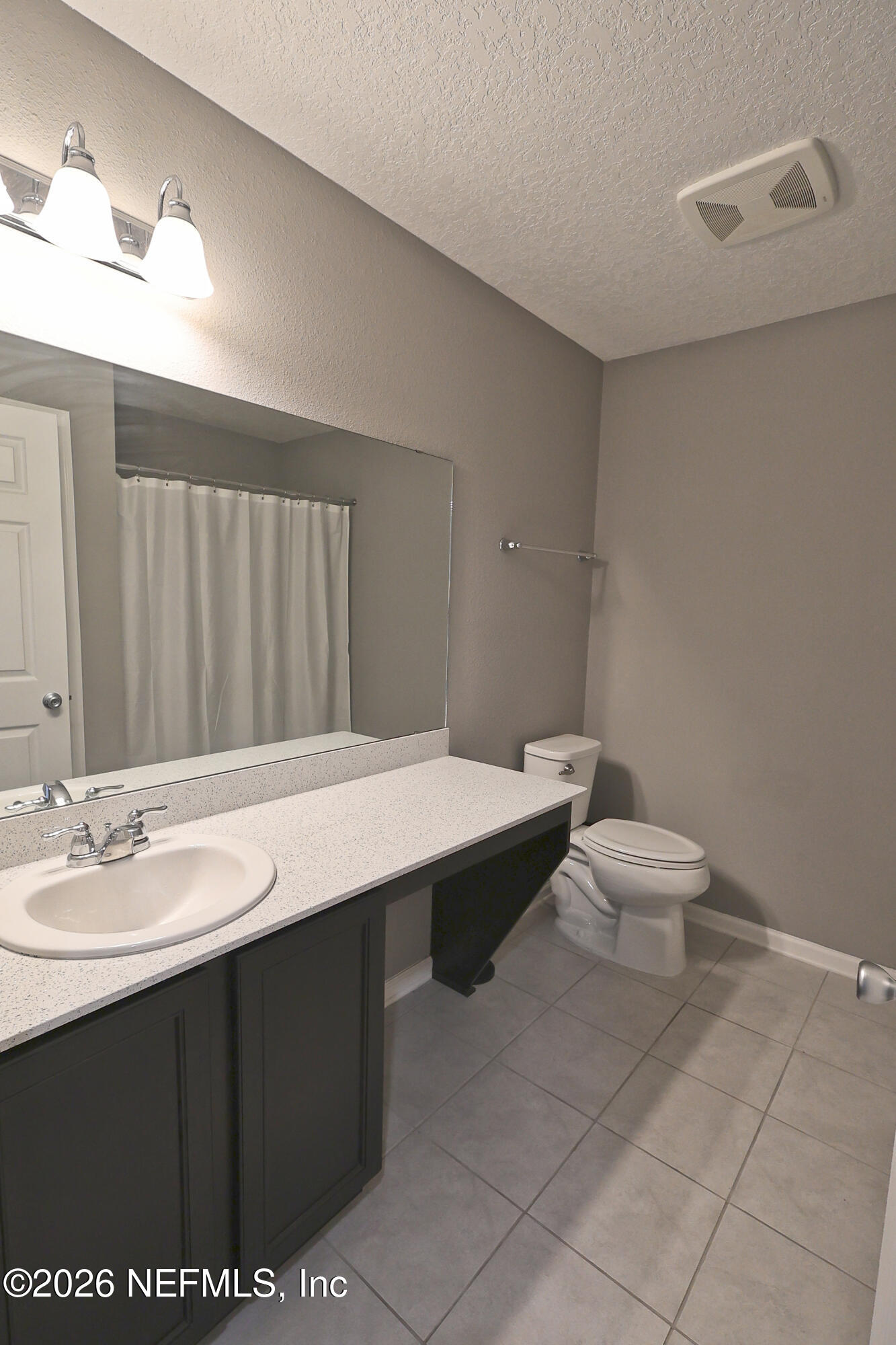 97569 Albatross Drive Yulee, FL 32097 - Photo 29 of 41 hall bath