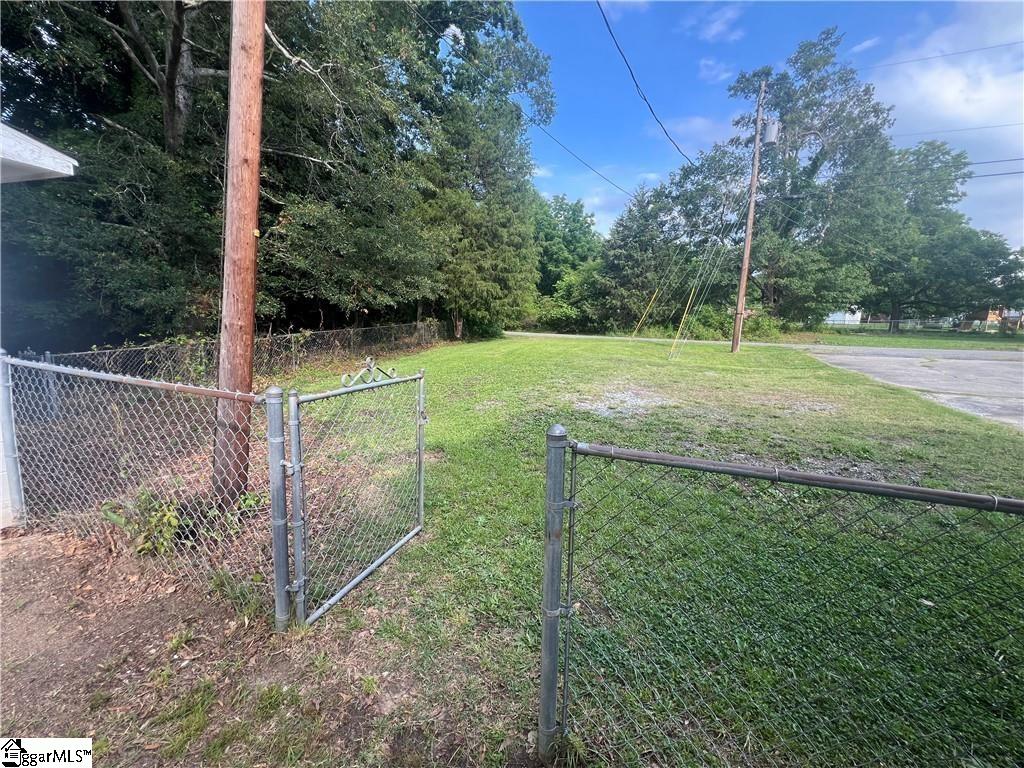 211 Elizabeth Street Honea Path, SC 29654 - Photo 28 of 32 Gallery Image 28